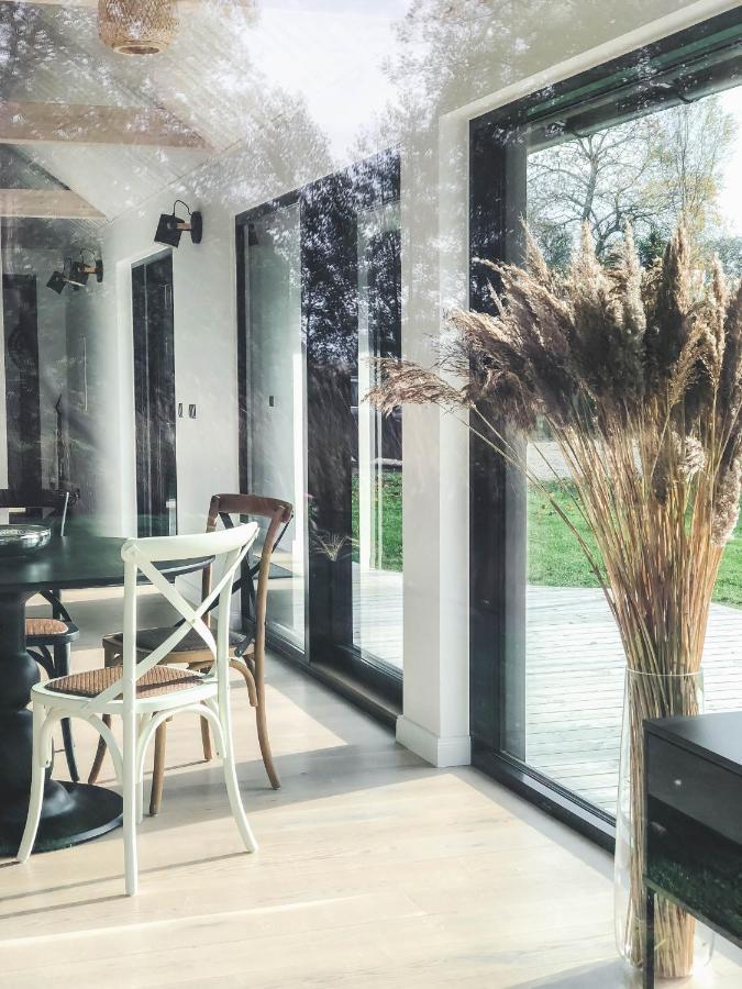 Paerli Puhkemaja / Pearl Riverside House Pudisoo Экстерьер фото