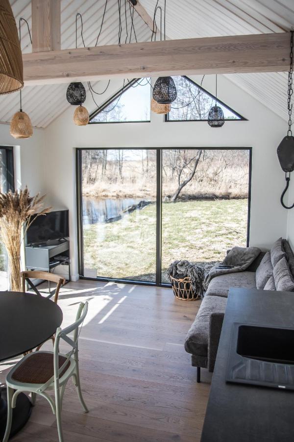 Paerli Puhkemaja / Pearl Riverside House Pudisoo Экстерьер фото